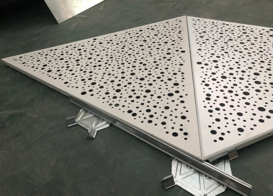 공항 프로젝트를 위한 퍼포레이티드 알루미늄 금속 천장 ISO9001