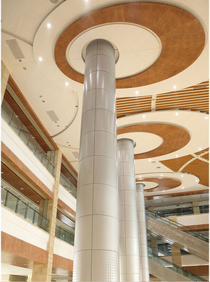 쇼핑몰 알루미늄 금속 천장 최대 5000 밀리미터 패널 길이 단단한 클래딩 패널 또는 전면