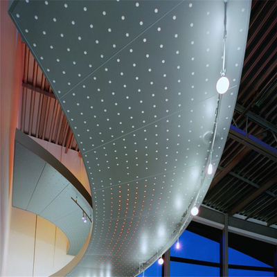 PVDF는 금속판 천장 디자인을 완성했습니다
