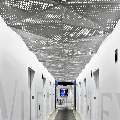 알루미늄 임의적 퍼포레이티드 천장 디자인 PVDF는 홀 천장 디자인을 코팅했습니다