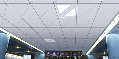 컨벤션 센터 벽면 장식물을 위한 알루미늄 삼각 클립-인 천장